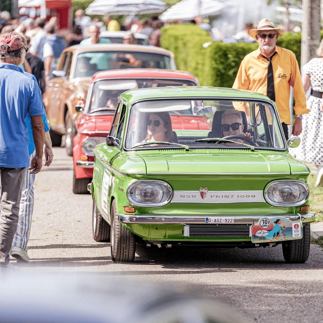 Voiture ancêtre NSU Prinz au rassemblement